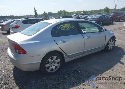 2008 Honda Civic Lx z USA, uszkodzony, nr VIN 1HGFA155X8L002299
